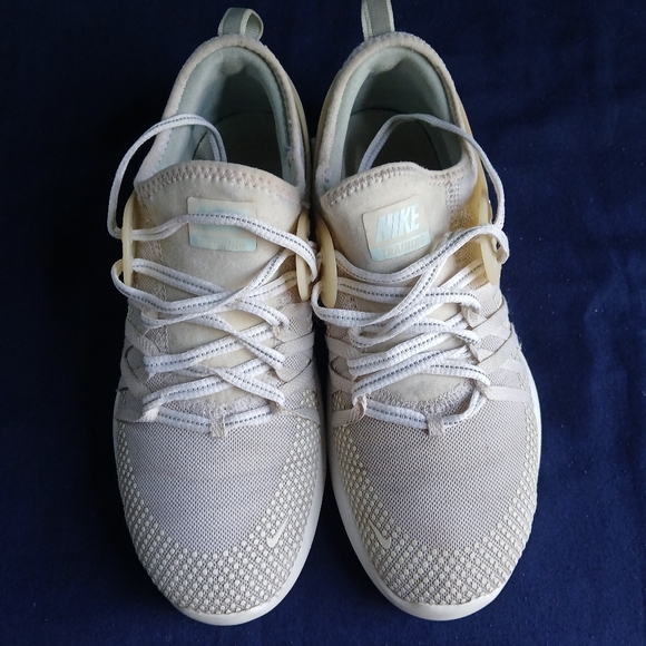 Nike Free TR women's Training Shoes '7 - Picture 4 of 6